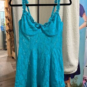 Chic Turquoise Lace Chemise